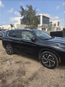 מיצובישי אאוטלנדר 2023 יד 2 <br>      