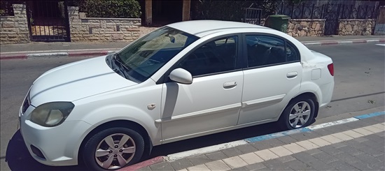 תמונה 2 ,קיה ריו יד 3 2011 80000 ק"מ