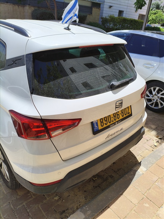 תמונה 1 ,סיאט ארונה יד 2 2022 42000 ק"מ