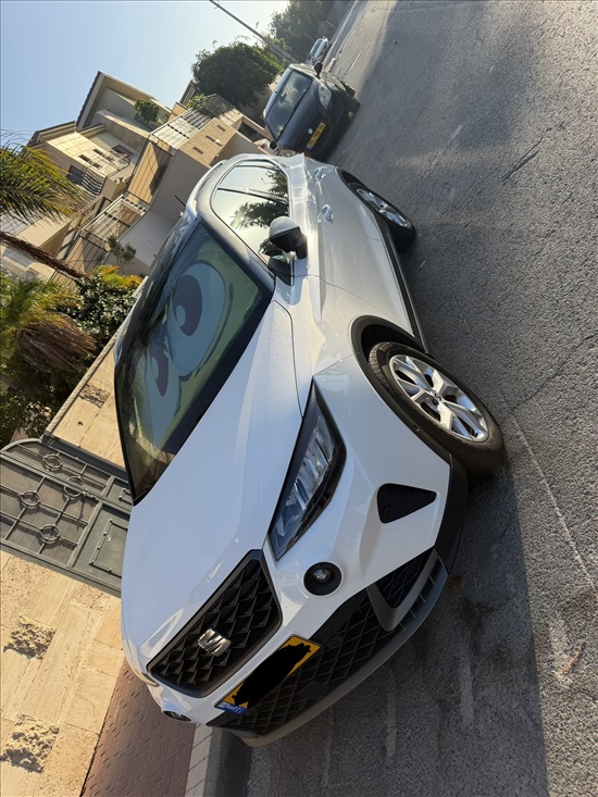 תמונה 2 ,סיאט ארונה יד 2 2025 19000 ק"מ