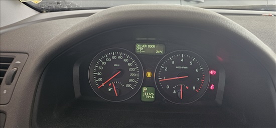 תמונה 5 ,וולוו S40 יד 2 2010 133000 ק"מ