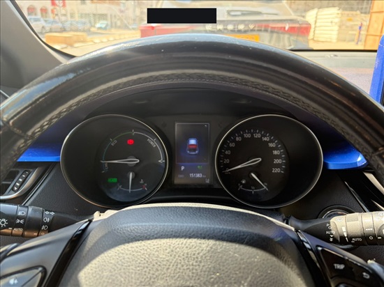 תמונה 5 ,טויוטה C-HR יד 3 2017 151383 ק"מ