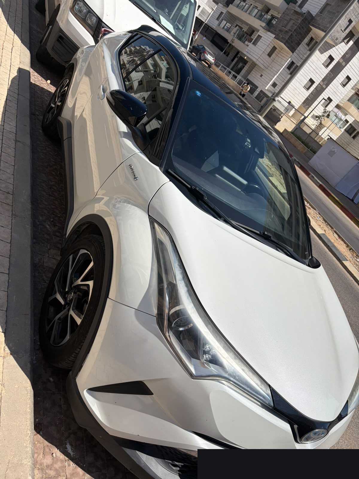 תמונה 2, טויוטה C-HR יד 3 2017 | 151383 קמ