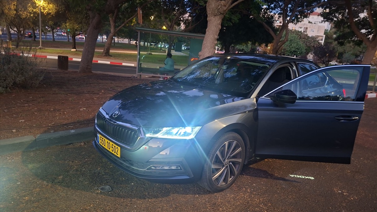 תמונה 1, סקודה אוקטביה יד 2 2021 | 67,000 קמ