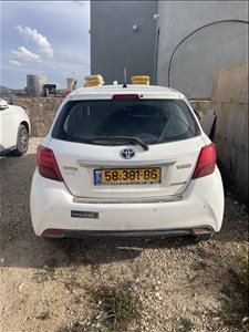 טויוטה יאריס הייבריד 2017 יד  3 