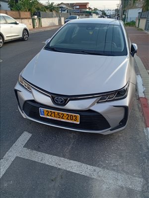 טויוטה קורולה 2022 יד  2 