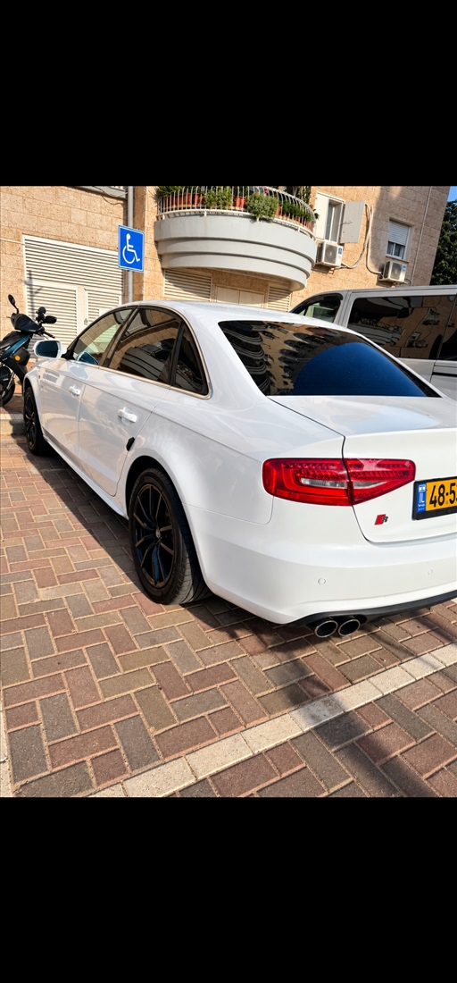 תמונה 5 ,אאודי A4 יד 3 2015 199940 ק"מ