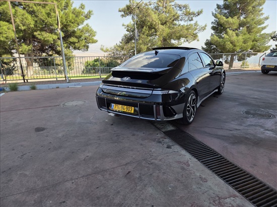 תמונה 4 ,יונדאי איוניק 6 יד 2 2024 40000 ק"מ