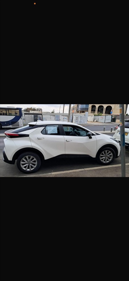 תמונה 2 ,טויוטה C-HR יד 1 2025 43000 ק"מ