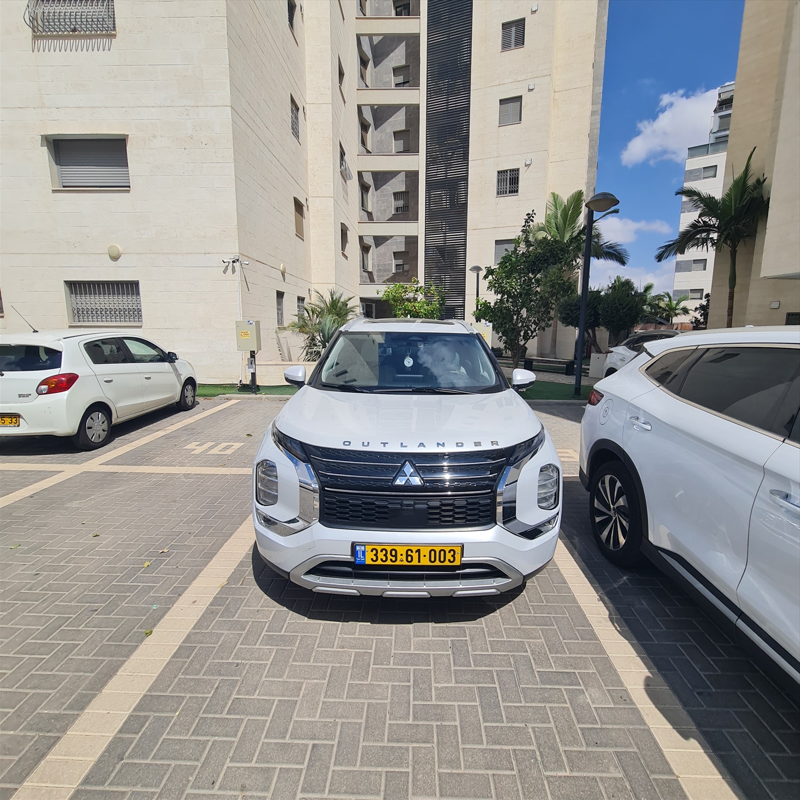 תמונה 3, מיצובישי אאוטלנדר יד 1 2023 | 44,000 קמ