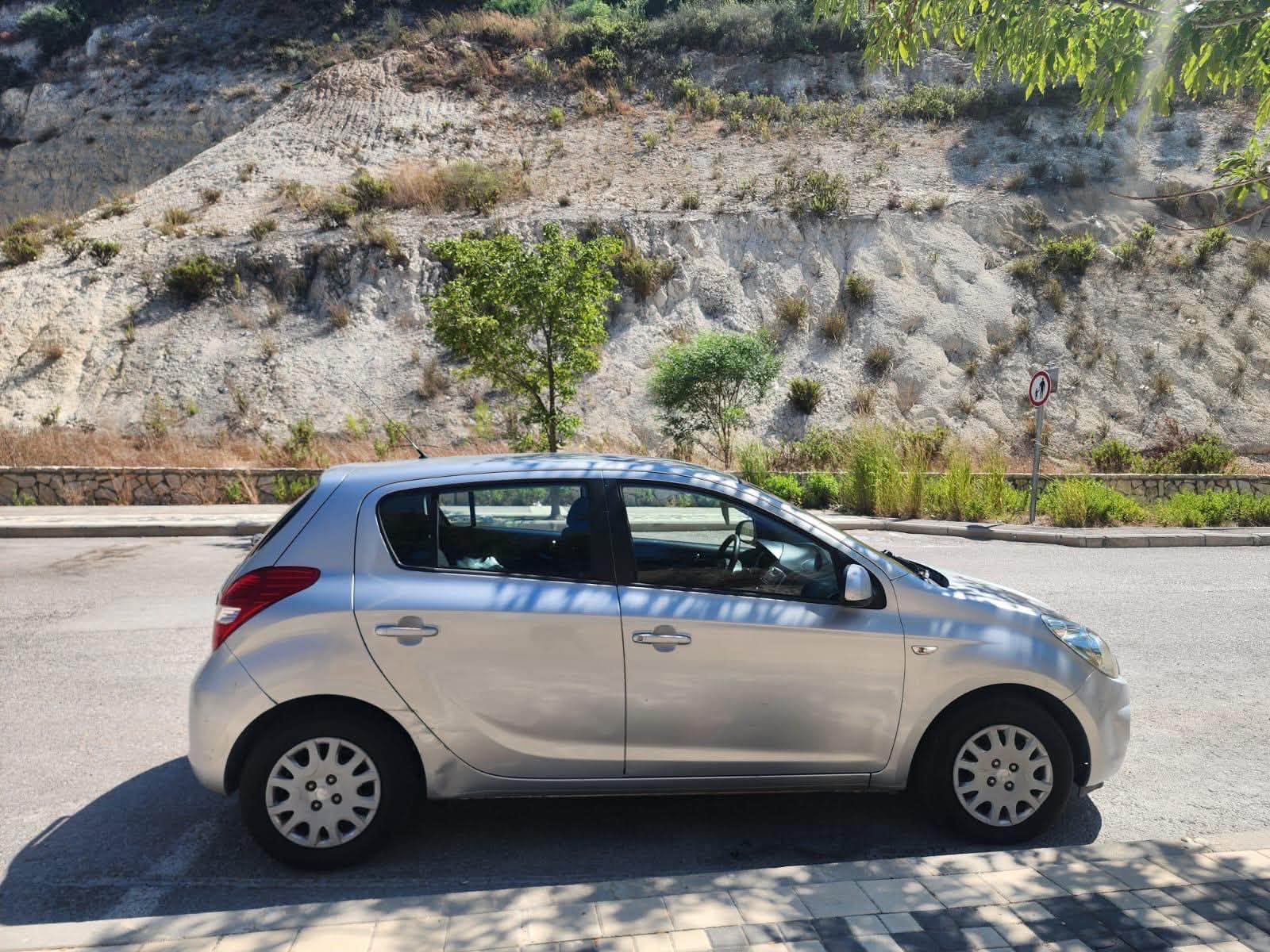 תמונה 4, יונדאי i20 יד 3 2012 | 190,000 קמ