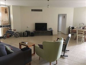 דירה להשכרה 4 חדרים בתל אביב יפו פנקס 