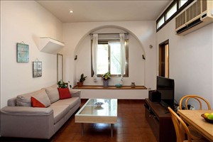 דירת גן להשכרה 2.5 חדרים בתל אביב יפו מוטה גור 