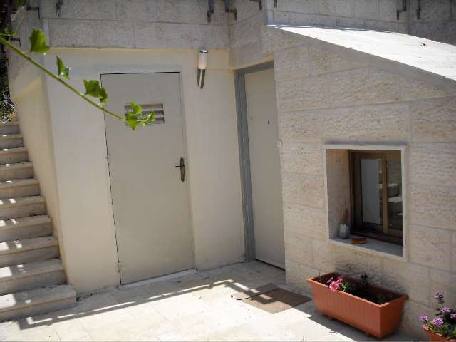 תמונה 1 ,דירה 3 חדרים להשכרה בירושלים המתנחלים בהר רמת מוצא