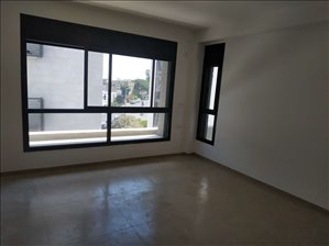 דירה להשכרה 3 חדרים בחיפה שדרות מוריה 