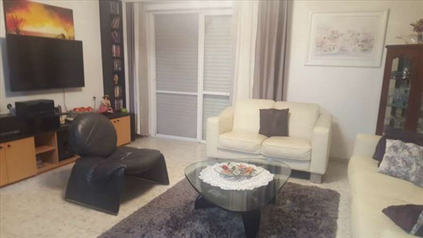 תמונה 1 ,דירה 4 חדרים להשכרה בחיפה ורדיה שכונת ורדיה