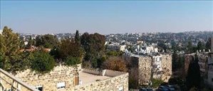 דירה להשכרה 5 חדרים בירושלים החי''ם 
