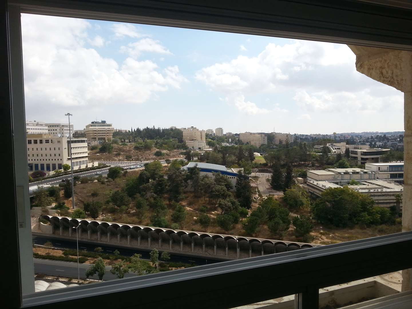 דירה להשכרה 5.5 חדרים בירושלים רבי בנימין בית הכרם