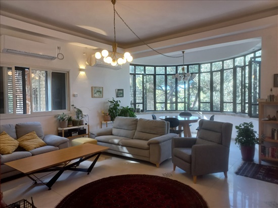 דירה להשכרה 4.5 חדרים בחיפה יפה נוף רמת התשבי 