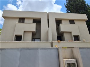 בית פרטי להשכרה 5 חדרים בתל אביב יפו שדרות קרן קיימת לישראל 