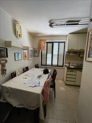 דירה להשכרה 2 חדרים ברמלה יצחק בן צבי 