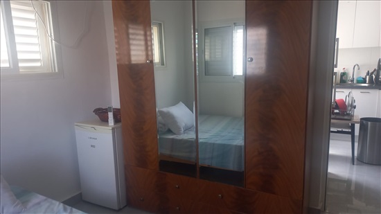 תמונה 2 ,יחידת דיור 1 חדרים להשכרה בבת ים הרצל חוף הים