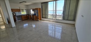 דירה להשכרה 6 חדרים בחיפה שדרות קיש מרכז הכרמל 