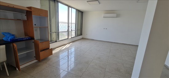 תמונה 2 ,דירה 6 חדרים להשכרה בחיפה שדרות קיש מרכז הכרמל