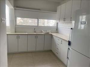 דירה להשכרה 4.5 חדרים בחיפה שקמה 4/6 רוממה 