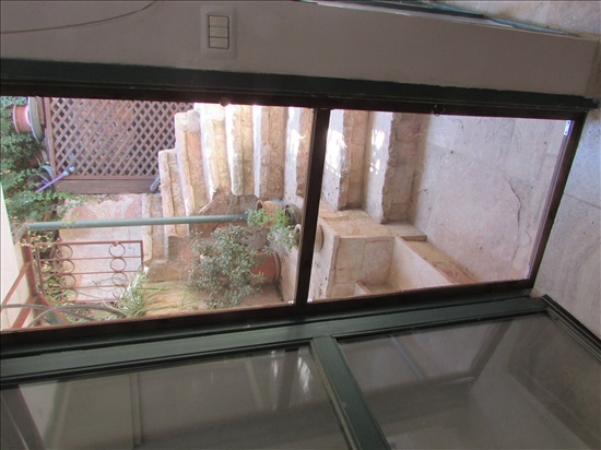 תמונה 4 ,דירת גן 2 חדרים להשכרה בירושלים הנרד  עיר גנים