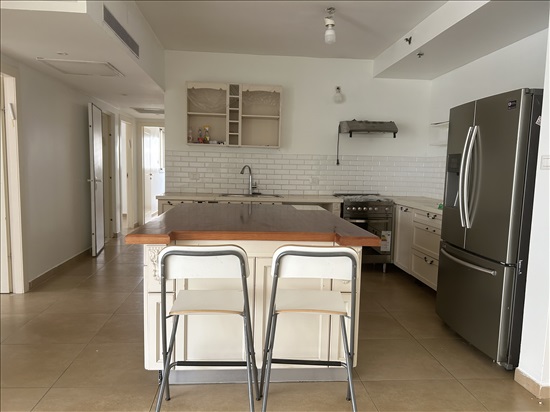 תמונה 2 ,דירה 5 חדרים להשכרה בתל אביב  שטריכמן הגוש הגדול