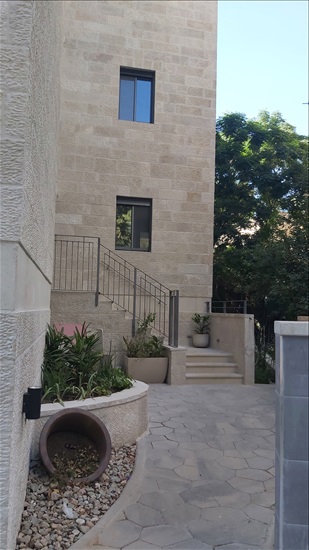 תמונה 2 ,דירה 5 חדרים להשכרה בירושלים דרך עזה רחביה