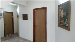 דירה להשכרה 3 חדרים בחדרה רמב''ם מרכז העיר 