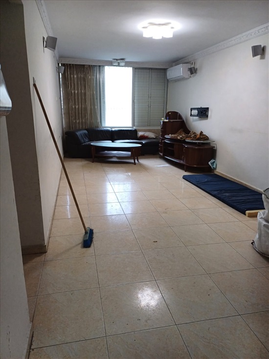 תמונה 1 ,דירה 3 חדרים להשכרה בתל אביב יפו תקוע כפר שלם