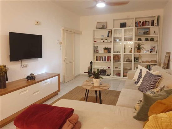 תמונה 1 ,דירה 2 חדרים להשכרה בתל אביב יפו לואי מרשל הצפון הישן