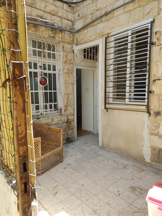 תמונה 1 ,דירת גן 2 חדרים להשכרה בחיפה השלום 