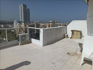 דירת גג להשכרה 4 חדרים בתל אביב יפו אל נקווה 35 