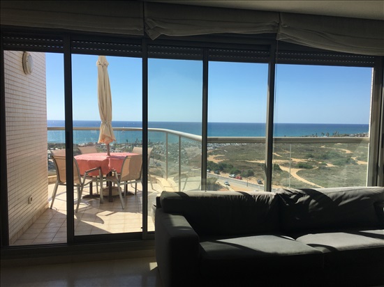 תמונה 4, דירה 4.5 חדרים להשכרה בתל אביב יפו, מיכאל נאמן, מגדלי נאמן