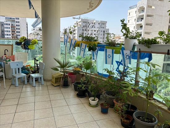 תמונה 4, דירה 4 חדרים להשכרה בהוד השרון, סתיו 5