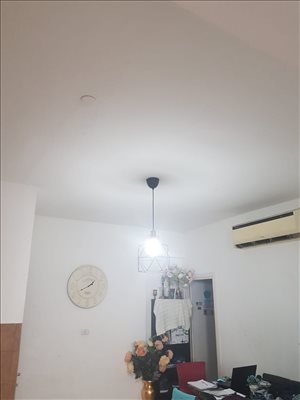 דירה להשכרה 3 חדרים בבני ברק בארי שיכון ג 