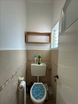 דירה להשכרה 2.5 חדרים בבת ים יחזקאל דנין  