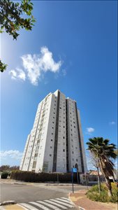 דירה להשכרה 5 חדרים בחדרה הנבל 9 