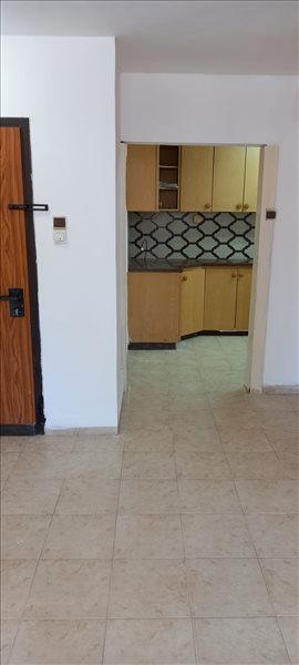 דירה להשכרה 4 חדרים בחיפה שדרות המגינים קרית אליהו 