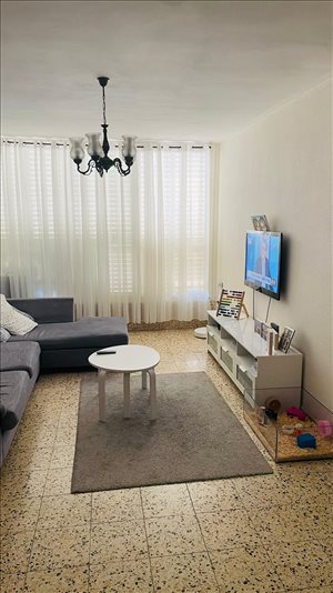דירה להשכרה 3 חדרים בחולון הפורצים 31 תל גיבורים 