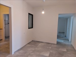 דירה להשכרה 4 חדרים בנתניה אייזיק רמבה 