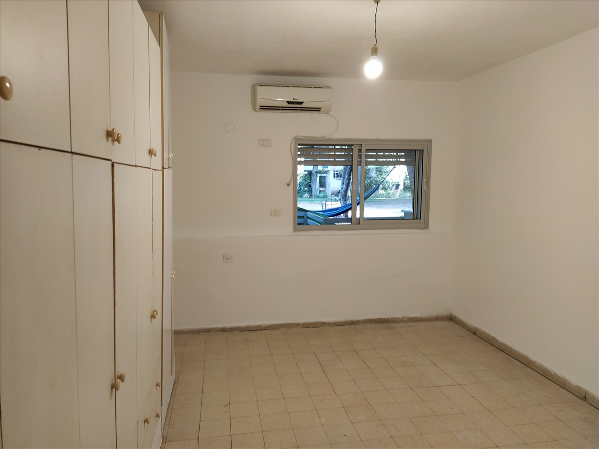 תמונה 1, דירה 4 חדרים להשכרה בתל אביב יפו, בני אפרים, מעוז אביב