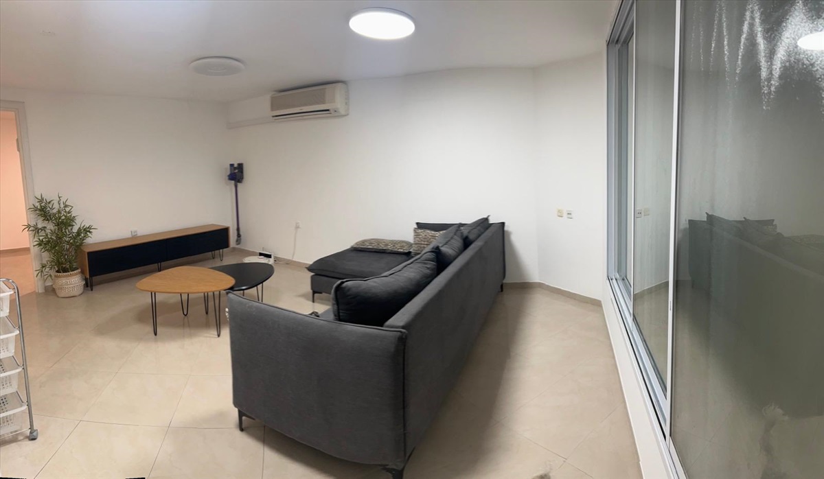 תמונה 1, יחידת דיור 3.5 חדרים להשכרה בראשון לציון, מבצע הראל, נווה ים