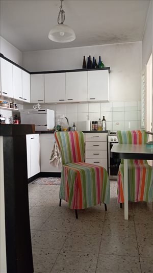 דירה להשכרה 3 חדרים בהרצליה אריה לייב יפה 5 מרכז 
