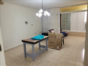 דירה להשכרה 4 חדרים בהרצליה מזא