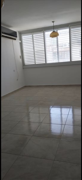 דירה להשכרה 3 חדרים בחיפה חניתה 60 